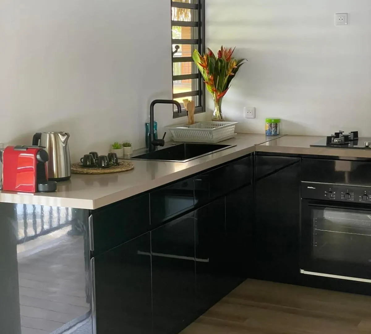 הוילה Bungalow Fare Miti Vairao פולינזיה הצרפתית
