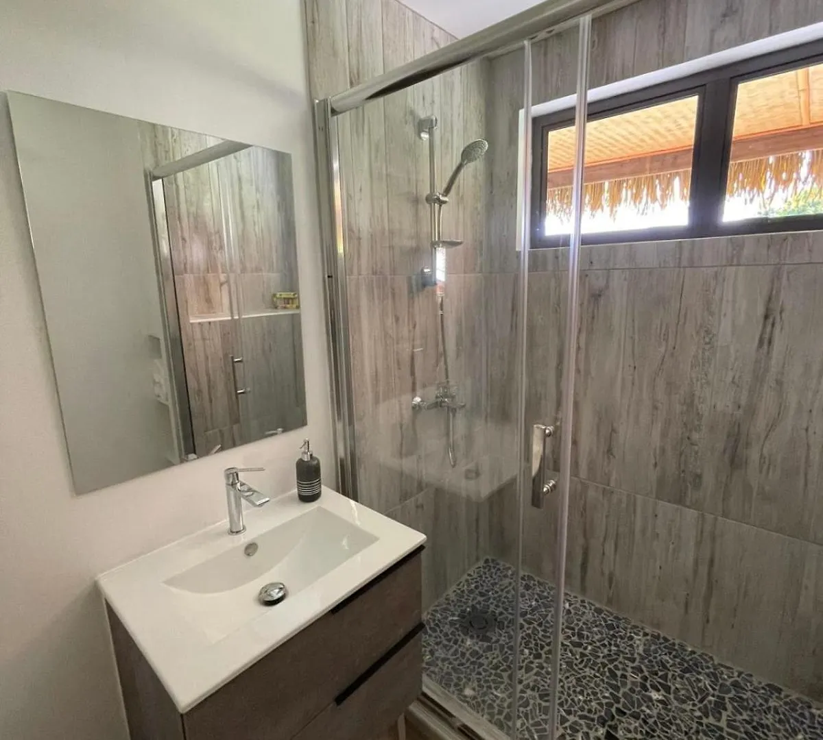 הוילה Bungalow Fare Miti Vairao 0*,